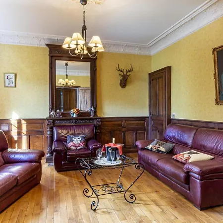Hébergement de vacances Grande Maison De Caractere Avec Parc Arbore Pres De Super Lioran - 5 Chambres, Toutes Charges Incluses - Fr-1-742-61 *