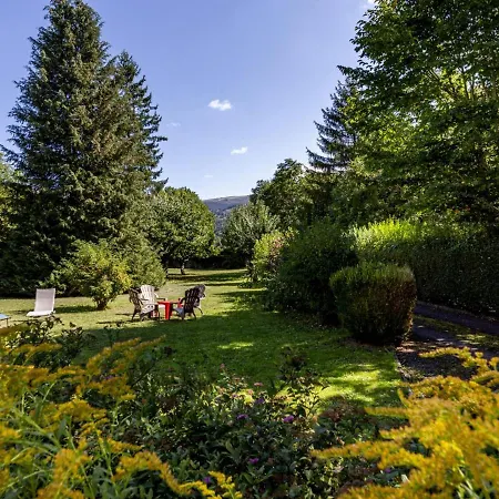 Grande Maison De Caractere Avec Parc Arbore Pres De Super Lioran - 5 Chambres, Toutes Charges Incluses - Fr-1-742-61