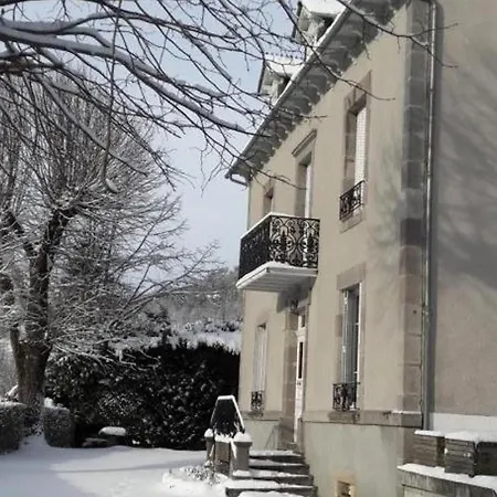 Grande Maison De Caractere Avec Parc Arbore Pres De Super Lioran - 5 Chambres, Toutes Charges Incluses - Fr-1-742-61 Hébergement de vacances Thiézac