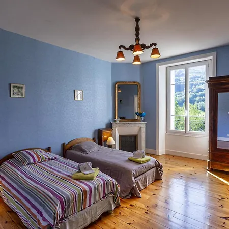 בית נופש Grande Maison De Caractere Avec Parc Arbore Pres De Super Lioran - 5 Chambres, Toutes Charges Incluses - Fr-1-742-61 *